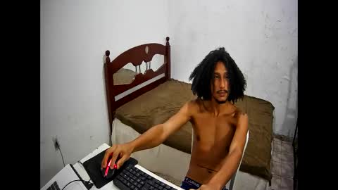 Skinny Latin Man online show from 12/03/25, 12:40