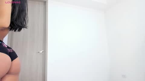 Skinnyy   online show from 03/19/26, 12:42