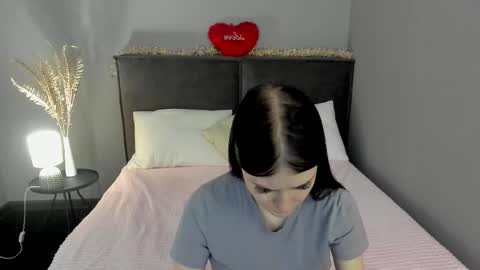 Snapshot of skinyjoy chatting on 02/27/26, 01:38 Joys online show from 02/27/26, 01:38