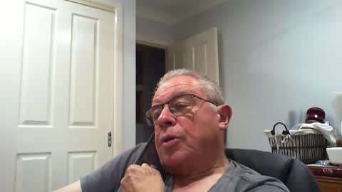 Skipper1970 online show from 03/11/26, 08:42