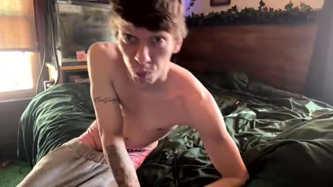 Skittles online show from 03/01/26, 03:58