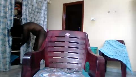 Indianslut1431 online show from 07/13/26, 05:21