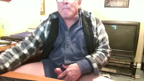 skn1960e online show from 01/17/25, 03:23