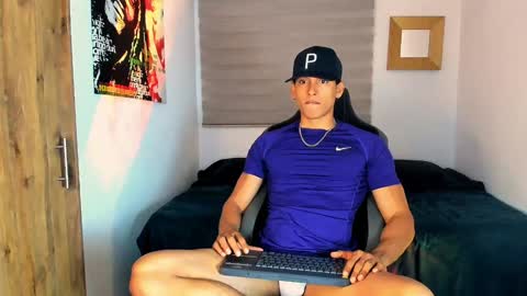 Liam Vokov online show from 01/08/25, 01:11