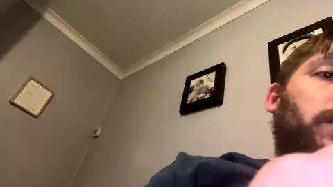 skuzzy25 online show from 01/14/25, 02:19