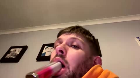 skuzzy25 online show from 01/29/25, 01:27