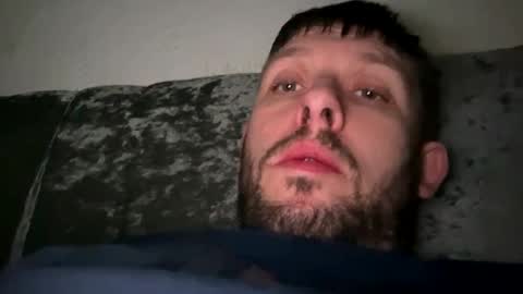 skuzzy25 online show from 02/08/25, 06:54