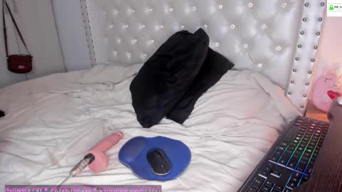 Sky  Independent model WISH LIST   online show from 02/26/25, 12:16