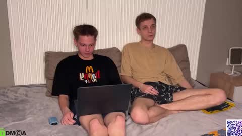 sky_hunter online show from 10/18/25, 06:41