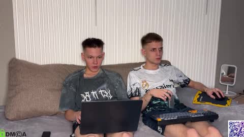 sky_hunter online show from 10/30/25, 04:30