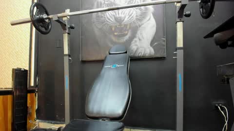 Snapshot of sky_hunterr chatting on 04/09/26, 06:19 SKY online show from 04/09/26, 06:19