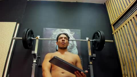 Snapshot of sky_hunterr chatting on 04/10/26, 03:34 SKY online show from 04/10/26, 03:34