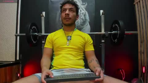 Snapshot of sky_hunterr chatting on 04/16/26, 03:51 SKY online show from 04/16/26, 03:51