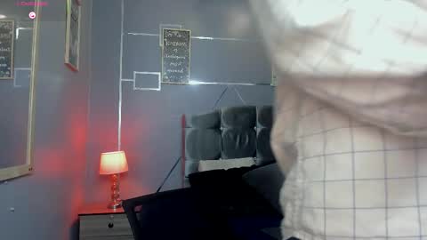 Daniel online show from 10/18/25, 03:20