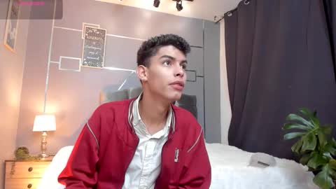 Daniel online show from 11/11/25, 03:17