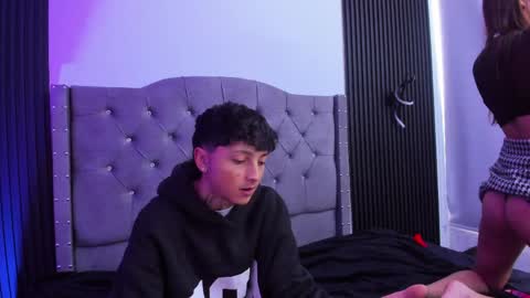 Snapshot of sky_n_zayn chatting on 04/02/26, 12:47 sky_n_zayn online show from 04/02/26, 12:47