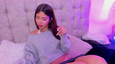 sky_n_zayn online show from 05/20/26, 12:22