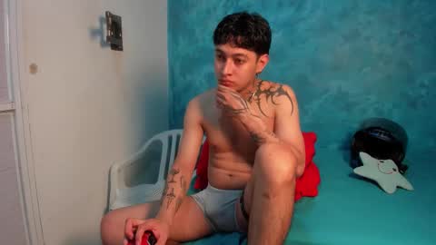 sky_wild online show from 03/13/26, 07:53