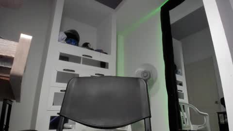 sky_wild online show from 05/30/26, 05:26