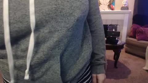 SKYLE   online show from 02/23/25, 12:30