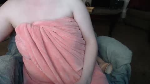 SKYLE   online show from 03/16/26, 05:44