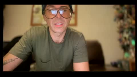 IAN HARD online show from 05/26/26, 02:57