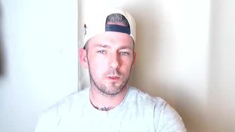 Snapshot of skylarrgrey chatting on 03/23/26, 06:17 SkylarGrey online show from 03/23/26, 06:17