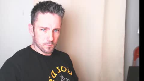 Snapshot of skylarrgrey chatting on 03/30/26, 07:31 SkylarGrey online show from 03/30/26, 07:31