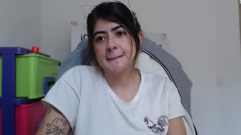 Skyler online show from 02/17/25, 06:04