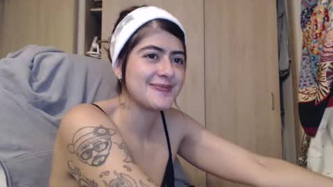 Skyler online show from 02/25/25, 01:41