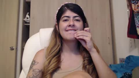 Skyler online show from 03/02/25, 02:51