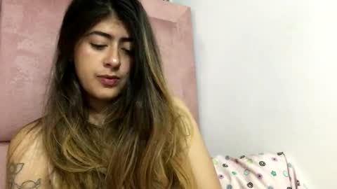 Skyler online show from 09/17/25, 02:24