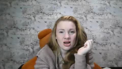 Skyler online show from 10/14/25, 02:40