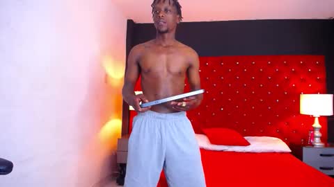 SKYLERBIGXXX online show from 09/28/25, 03:45