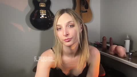 skylerluvsuuu online show from 01/23/25, 02:02