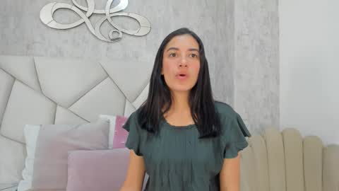 Skyler online show from 11/08/25, 07:56