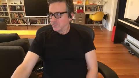 Snapshot of skyline3371 chatting on 02/27/25, 05:26 Skyline3371 online show from 02/27/25, 05:26