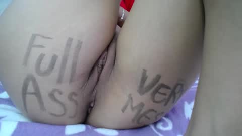 Snapshot of skynny_horney chatting on 12/06/24, 09:21 Skynny online show from 12/06/24, 09:21