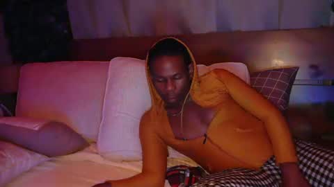 Snapshot of skyonetoo3 chatting on 03/06/25, 05:57 skyonetoo3 online show from 03/06/25, 05:57