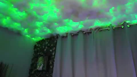 Snapshot of skyonetoo3 chatting on 03/07/25, 12:23 skyonetoo3 online show from 03/07/25, 12:23