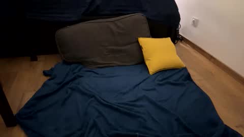 skyonpalm123 online show from 09/10/25, 10:32