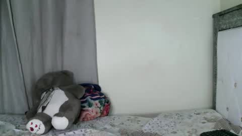 Snapshot of skyqueen0 chatting on 11/11/25, 05:46 skyqueen0 online show from 11/11/25, 05:46