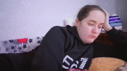 skyressie333 online show from 02/12/25, 04:33