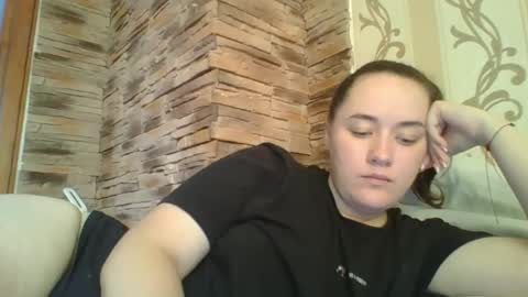 skyressie333 online show from 10/14/25, 07:42