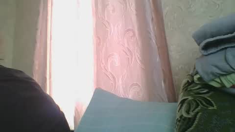 skyressie333 online show from 10/27/25, 09:13