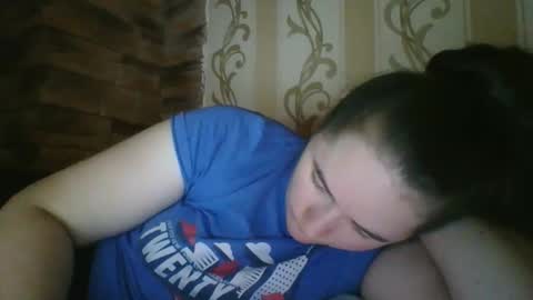 skyressie333 online show from 11/18/25, 05:56