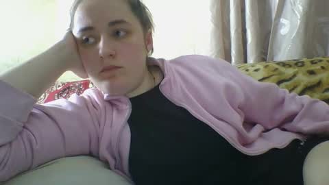 Snapshot of skyressie333 chatting on 04/20/26, 06:53 skyressie333 online show from 04/20/26, 06:53