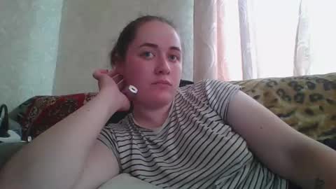 Snapshot of skyressie333 chatting on 05/26/26, 10:44 skyressie333 online show from 05/26/26, 10:44