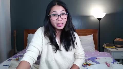 Snapshot of skytime96 chatting on 12/29/24, 08:00 Sky online show from 12/29/24, 08:00