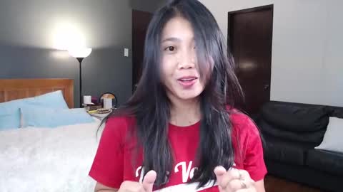 Snapshot of skytime96 chatting on 01/15/25, 02:02 Sky online show from 01/15/25, 02:02